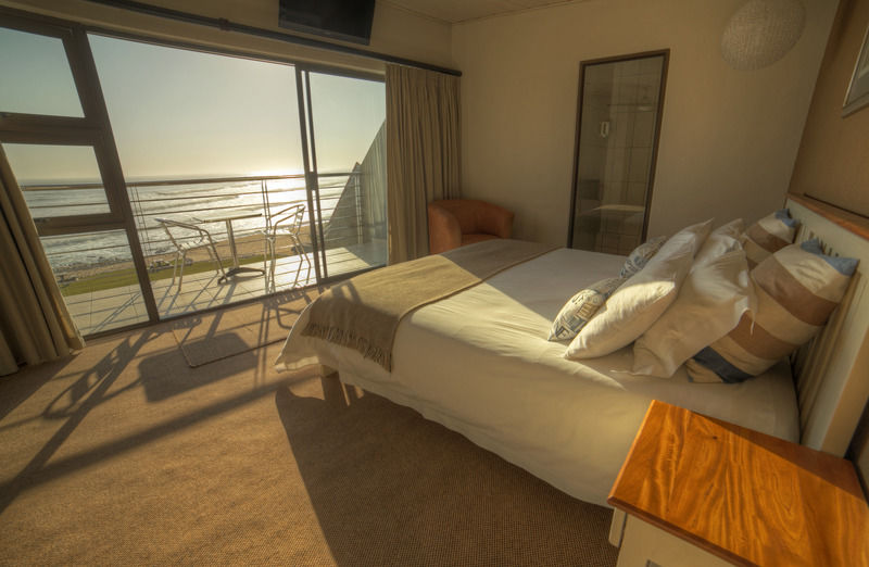 Beach Lodge Swakopmund Buitenkant foto